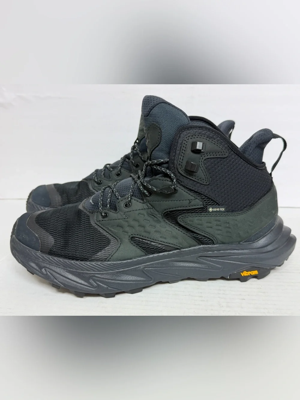 Hoka Anacapa 2 Mid GTX GORE-TEX Mens 12.5D Triple Black Hiking Boots WORN TWICE
